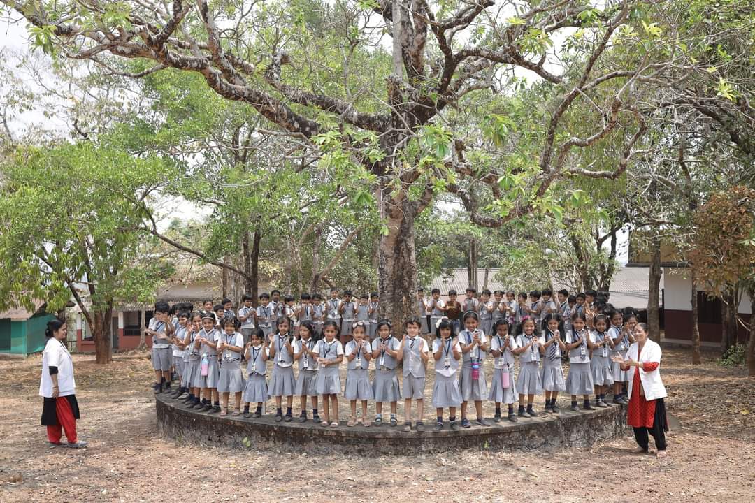 Vidyaprakash Public School